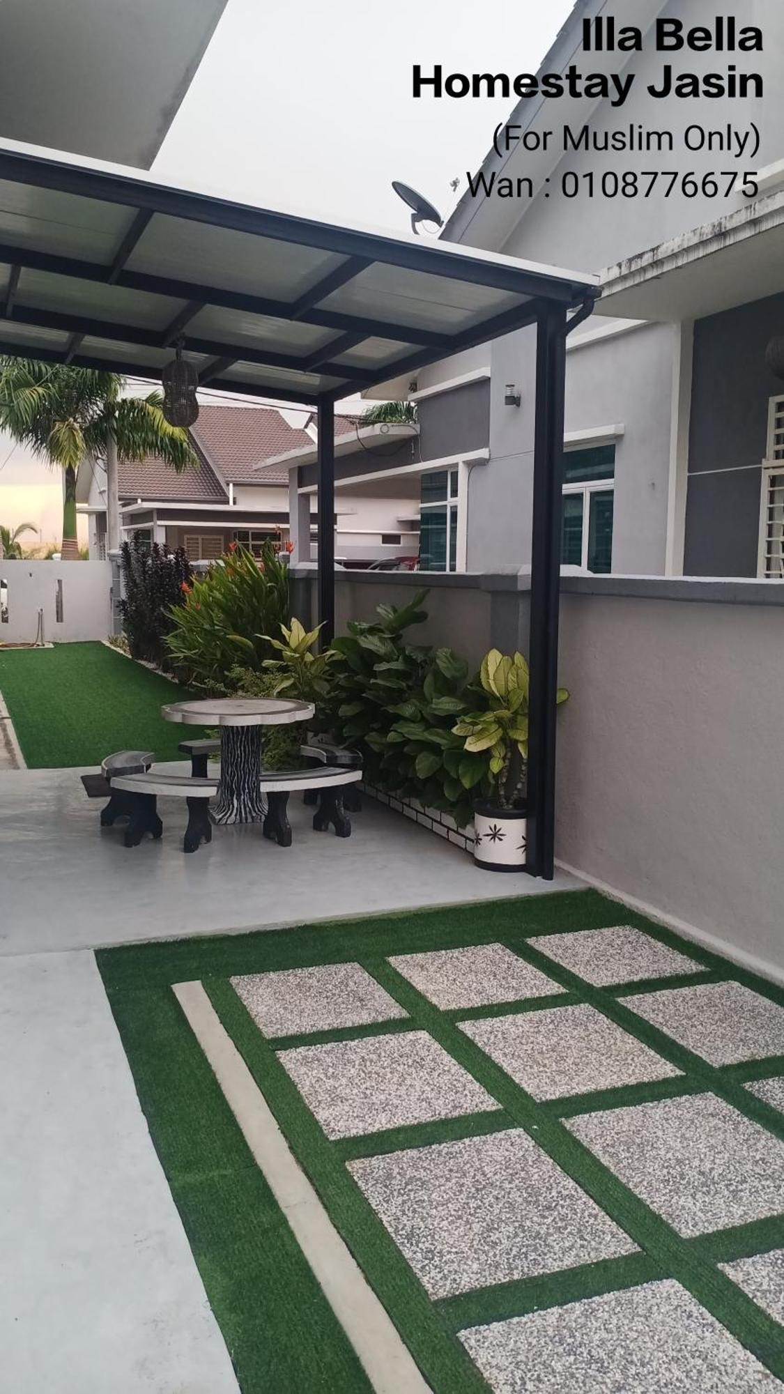 Illa Bella Homestay Jasin Extérieur photo